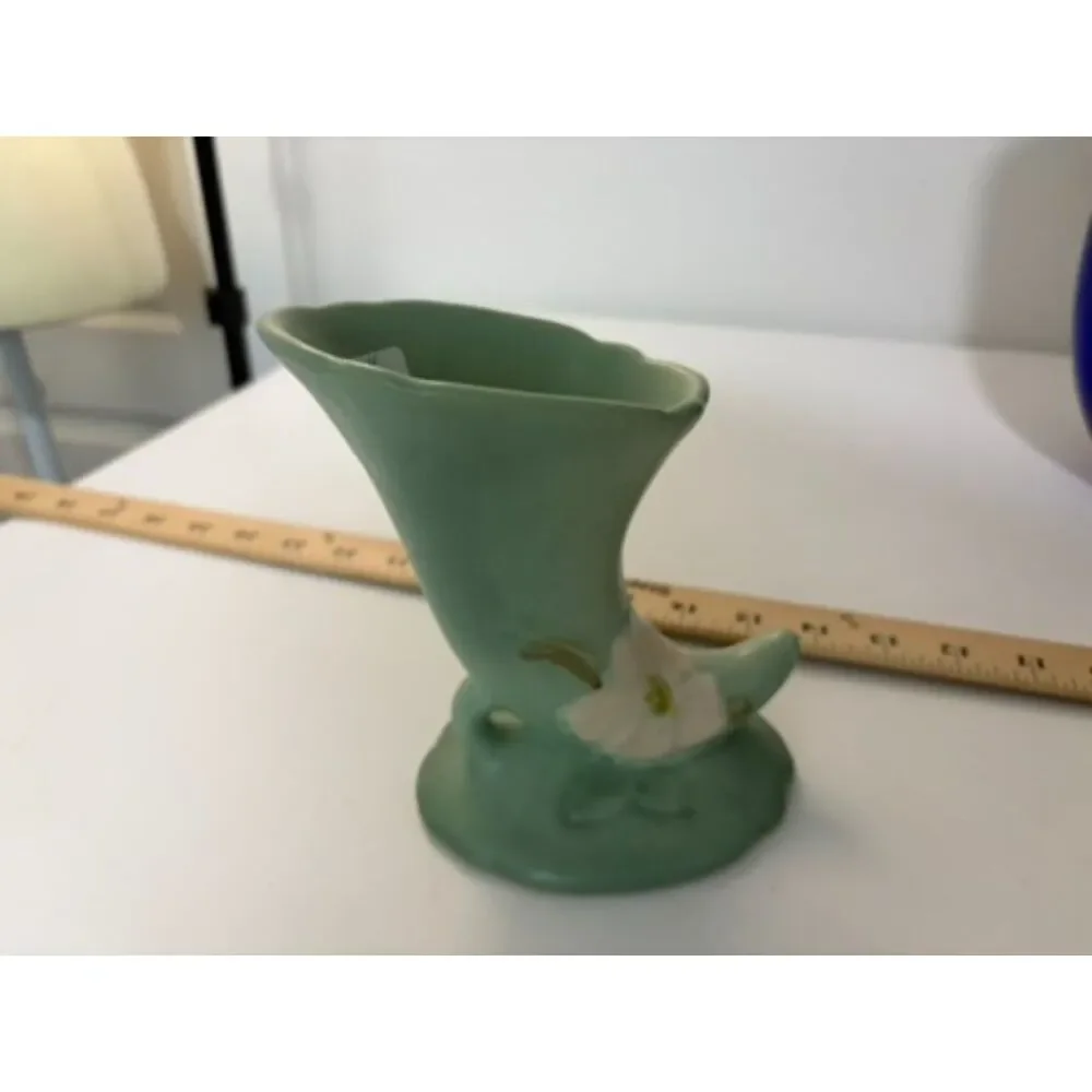 vtg.  Sea Green Weller Dogwood Horn Cornucopia Vase